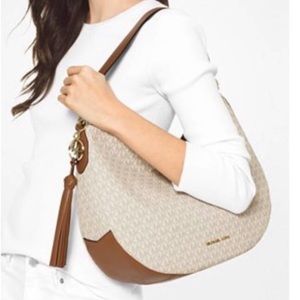 NWOT-Michael Michael Kors Brooke Signature Hobo Bag